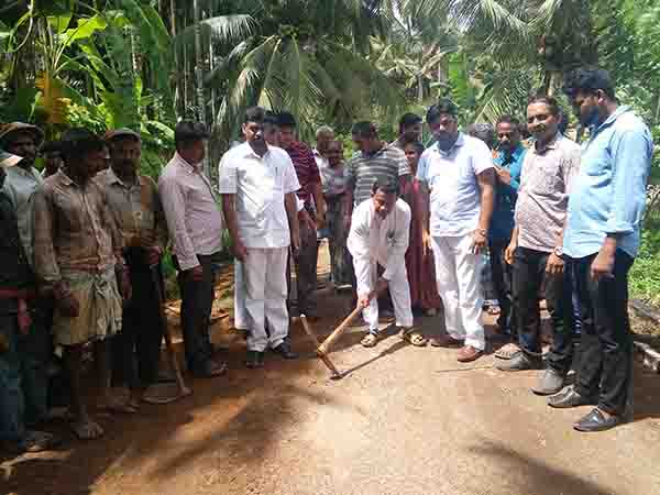 ಕಬೆಲ- ಪೆಲಪಾಡಿ ರಸ್ತೆ ಕಾಂಕ್ರೀಟಿಕರಣಕ್ಕೆ ಚಾಲನೆ